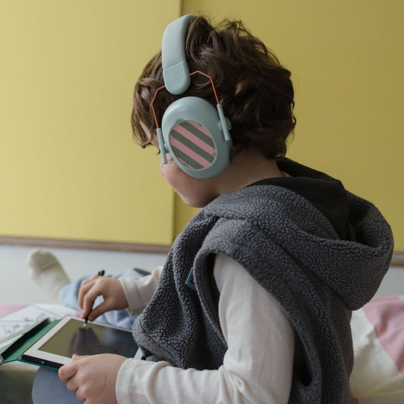 Casque anti-bruit à coques interchangeables KIDYNOISE pink KIDYWOLF Ambiance 2