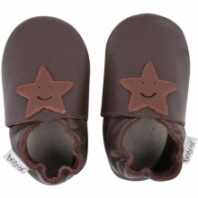 Chaussons en cuir Soft soles marron étoile (15-21 mois)  par Bobux