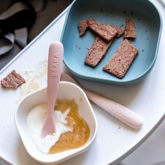 Lot de 2 cuillères silicone 1er âge avec boîte de transport Duo barbe à papa