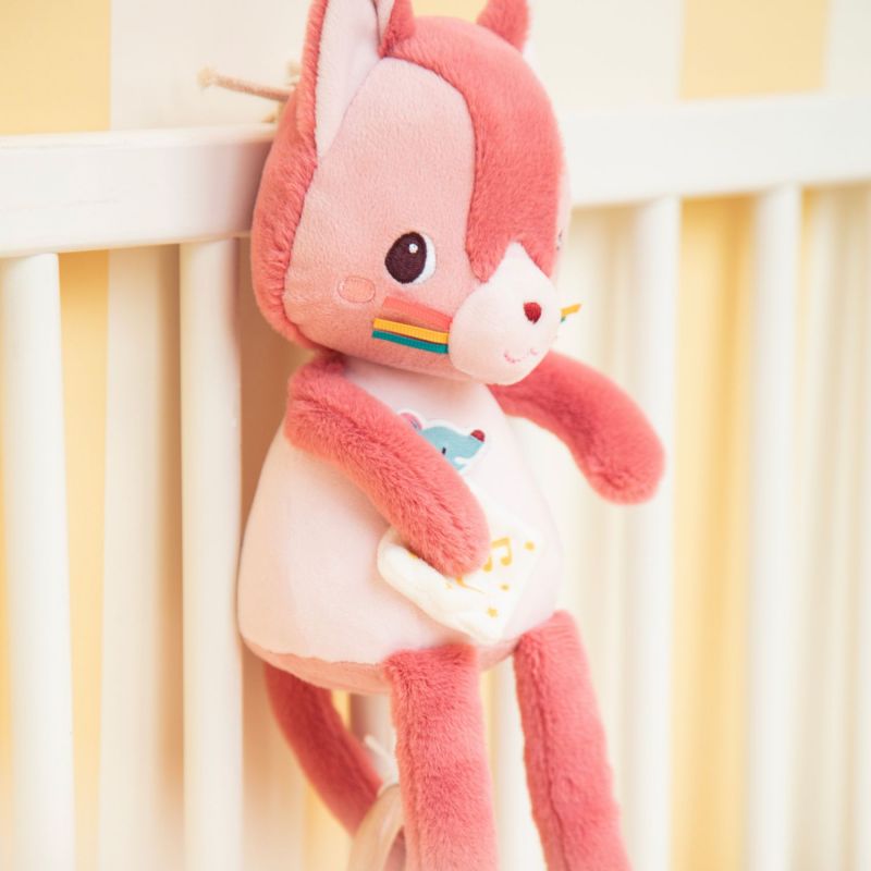 Peluche musicale phosphorescente Jeanne Lilliputiens Ambiance 6