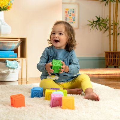 Coffret Cube et animaux (18 pièces)