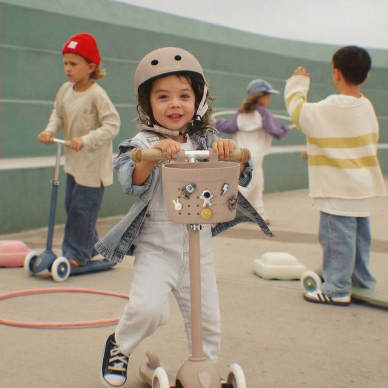 Panier de vélo à personnaliser Pin et Ride Sable Banwood Ambiance 7