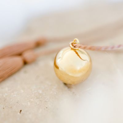bola de grossesse léonce cordon personnalisable (or jaune 18 carats)