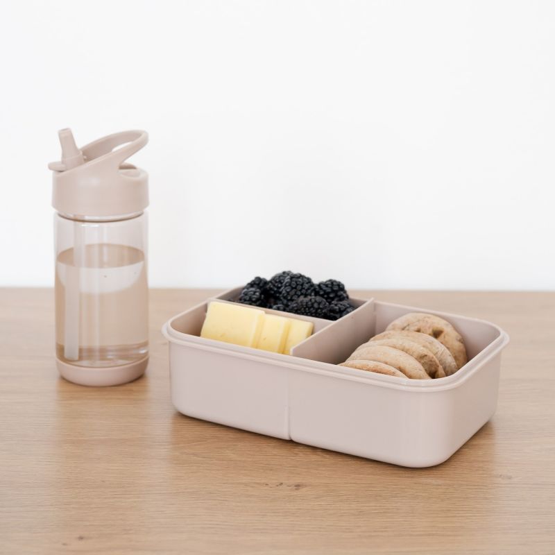 Gourde en plastique recyclé Taupe (350 ml) 3 sprouts Ambiance 4