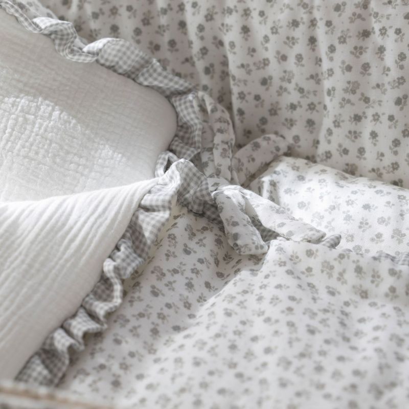 Nid d'ange et couverture Little Bloom Fleurs Gris (TOG 2,5) Pasito a pasito Ambiance 8