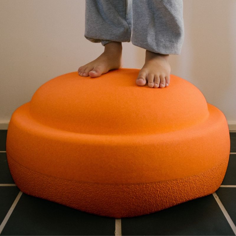 Jeu de motricité Stapelstein Original Grow orange Stapelstein Ambiance 2