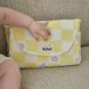 Tapis à langer Comme un bonbon Romy damier jaune BEBEL Ambiance 2