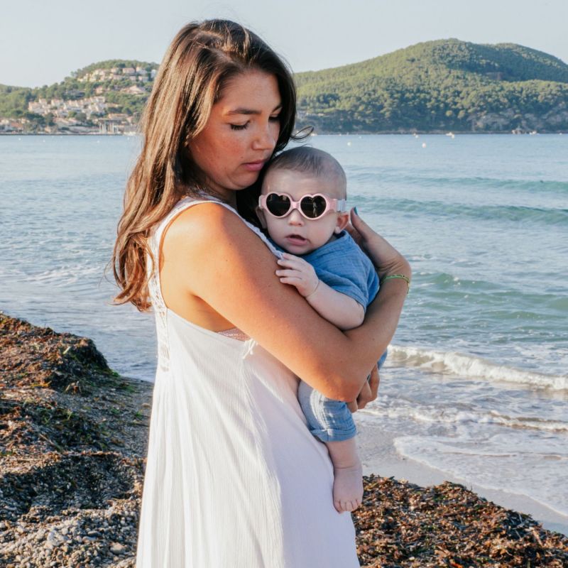 Lunettes de soleil bandeau Baby Coeur Barbe à papa (0-9 mois) Béaba Ambiance 4