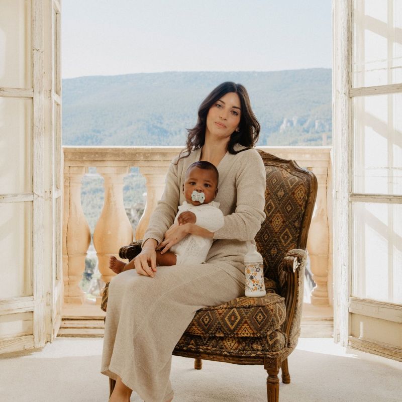 Biberon tétine SXPro M Wonderland Beige (270Ml) Suavinex Ambiance 4