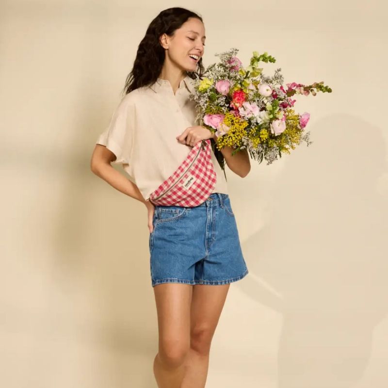 Sac banane Olivia Vichy Rose Hindbag Ambiance 6