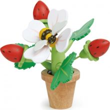 Pot de fleur avec fraises en bois  par Tender Leaf