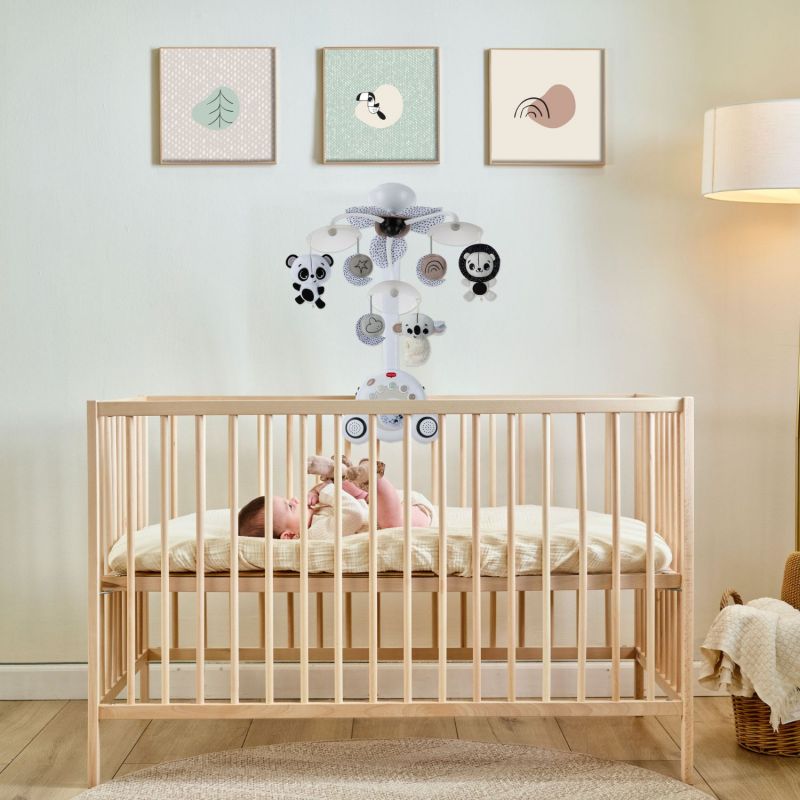 Mobile Soothe & Groove Black & White Tiny Love Ambiance 2