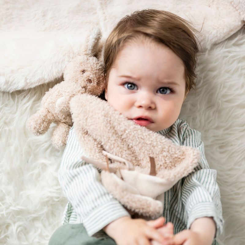 Doudou câlin Teddy Lapin Beige (27 cm) Nattou Ambiance 4