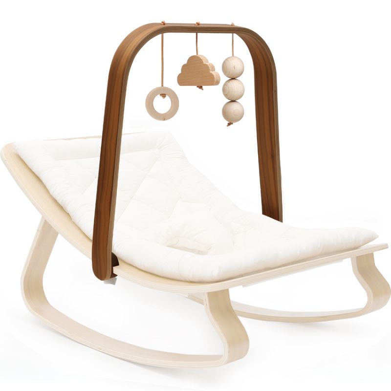 Arche de jeux Levo avec jouets en bois de noyer Charlie Crane