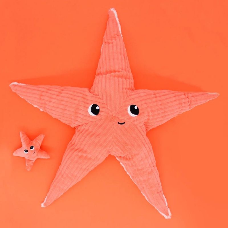 Peluche Etoile de mer maman et bébé Les Ptipotos Corail (62 cm) Les Déglingos Ambiance 7