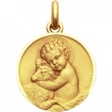 Médaille Enfant Jésus et brebis  (or jaune 750°)  par Becker