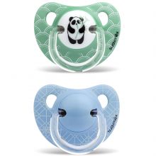 Lot de 2 sucettes physiologiques Panda vert et fleurs bleues en silicone garçon (6-18 mois)  par Suavinex