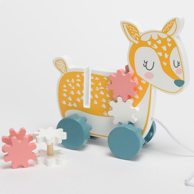 Jouet à tirer biche Irina Amadeus