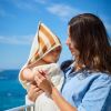 Cape de bain Elma Camel (95x95 cm) BEBEL Ambiance 2