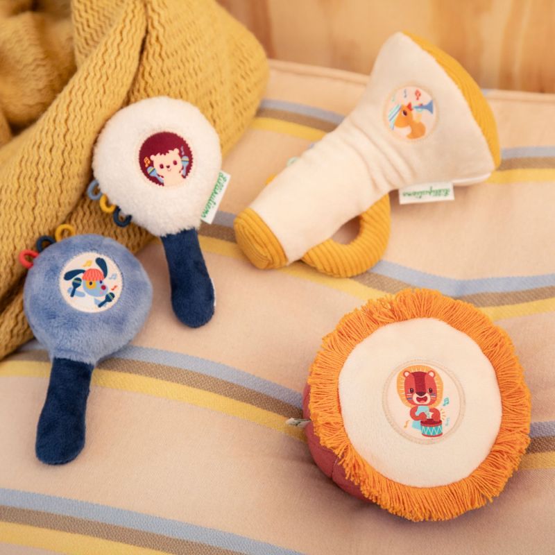 Hochet maracas Lilliputiens Ambiance 3