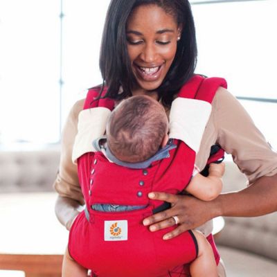 Protège bretelles pour porte bébé écru : Ergobaby