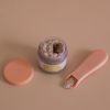 Coffret repas petit pot et biberon magiques pour poupée Anniversaire Tiny Harlow Ambiance 4