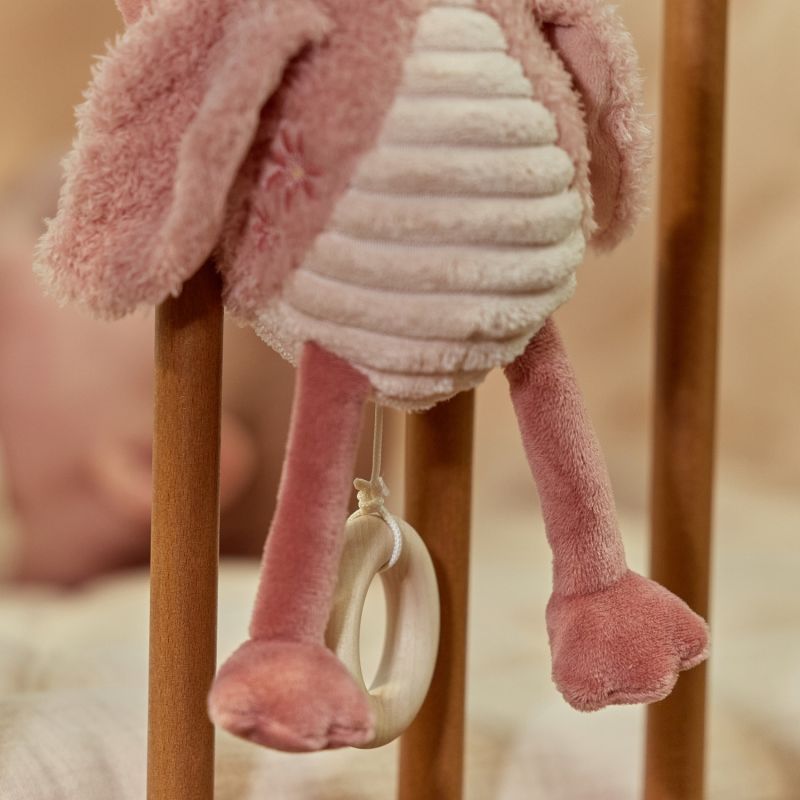 Peluche musicale à suspendre Flamant rose Safari Friends Little Dutch Ambiance 6