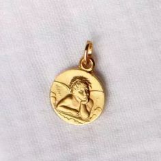 Pendentif médaille Ange Raphaël personnalisable (plaqué or)