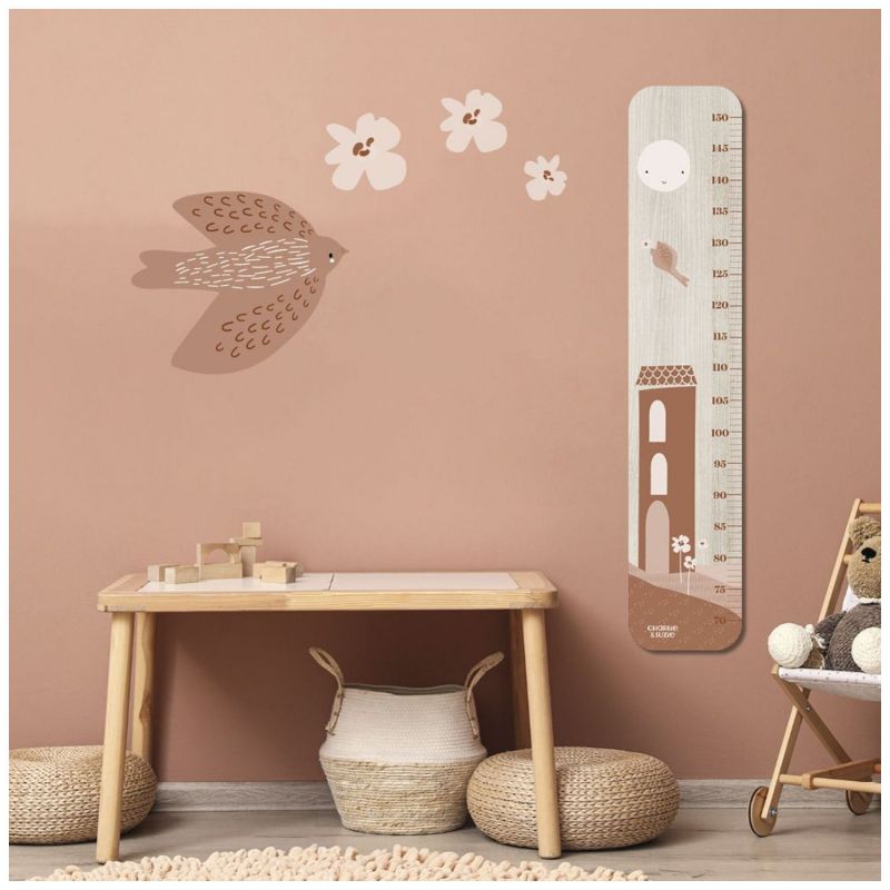 Toise en bois La Maison Paloma personnalisable Charlie et Suzie Ambiance 3