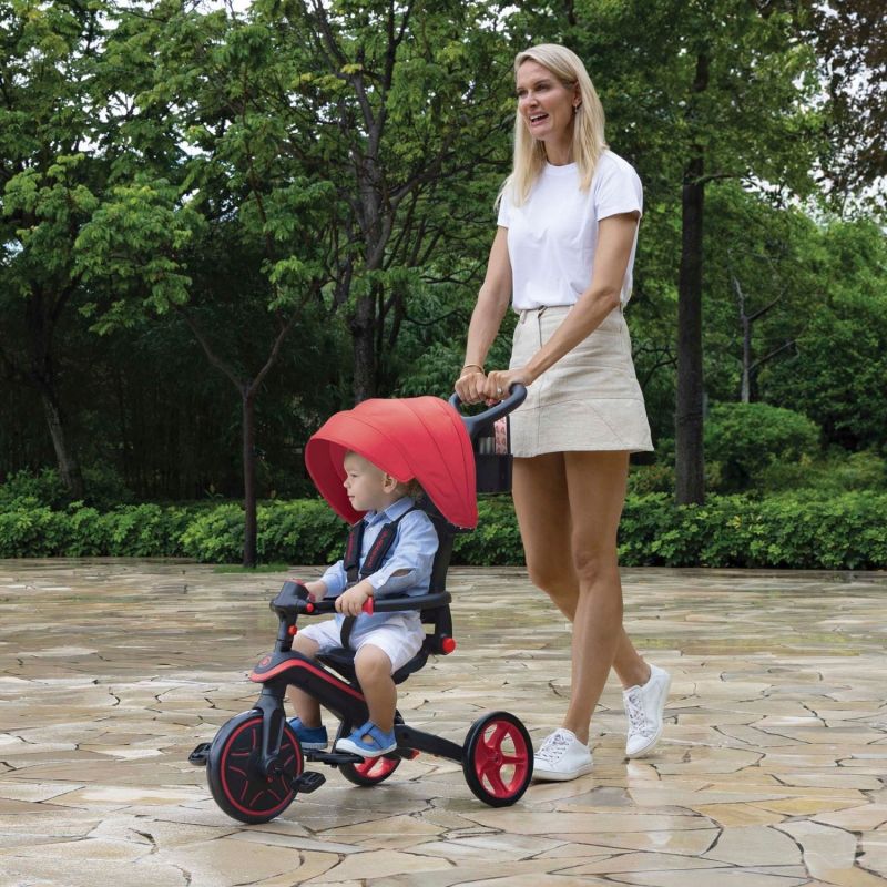 Image d'ambiance de présentation du produit Tricycle Trike Explorer Foldable V2 4 en 1 Rouge - Globber