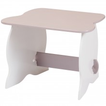 Table en bois blanche et taupe  par Room Studio