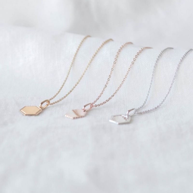 Collier médaille Henriette (personnalisable) Mon Petit Poids