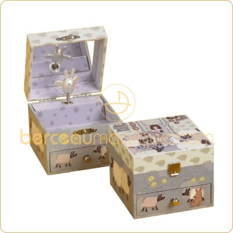 Coffret cube fille et moutons  Trousselier