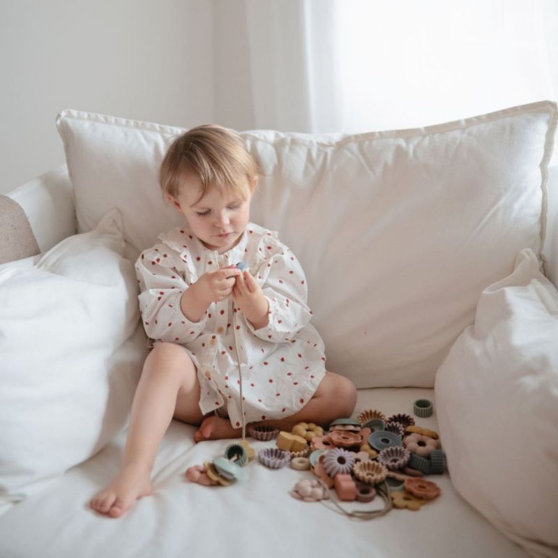 Ensemble de laçage de perles Mushie Ambiance 3