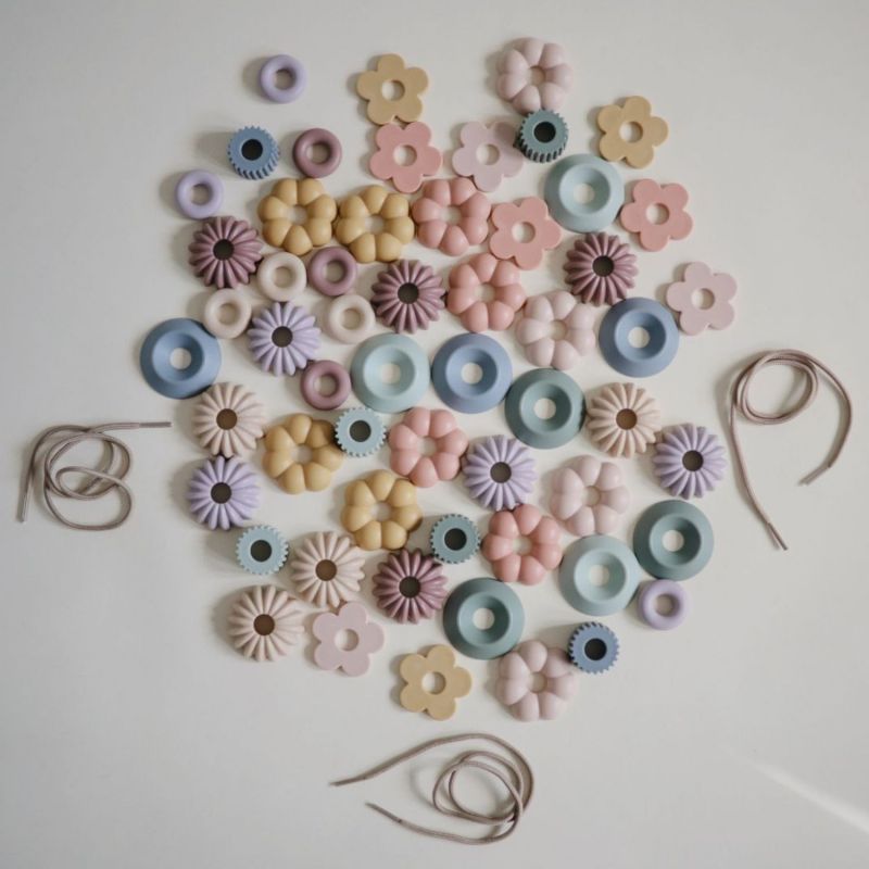 Ensemble de laçage de perles Mushie Ambiance 4