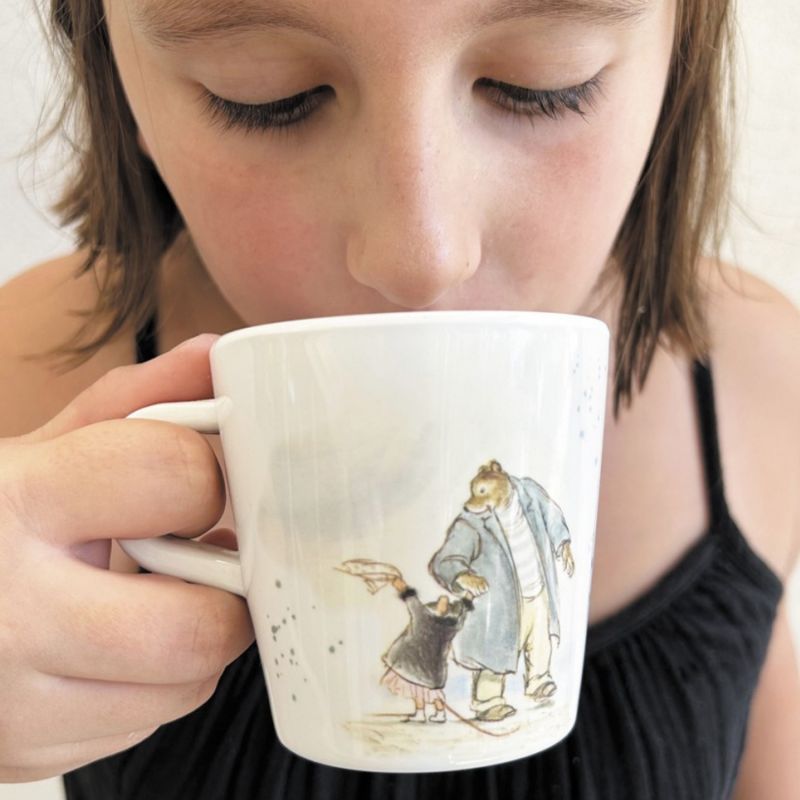 Image d'ambiance de présentation du produit Petit mug Ernest et Célestine - Petit Jour Paris