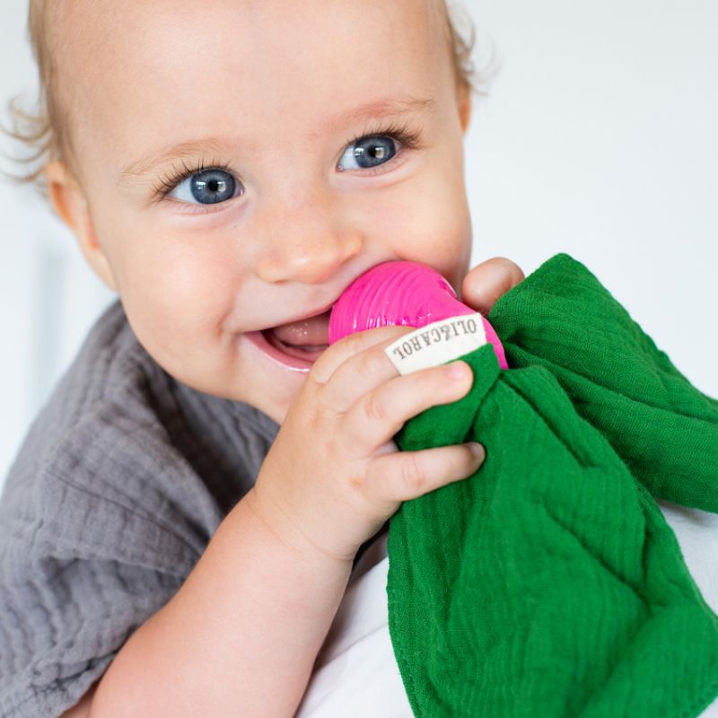 Doudou de dentition 2 en 1 Ramona le radis Oli & Carol Ambiance 7