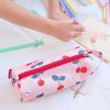 Trousse scolaire Cerises A Little Lovely Company Ambiance 2