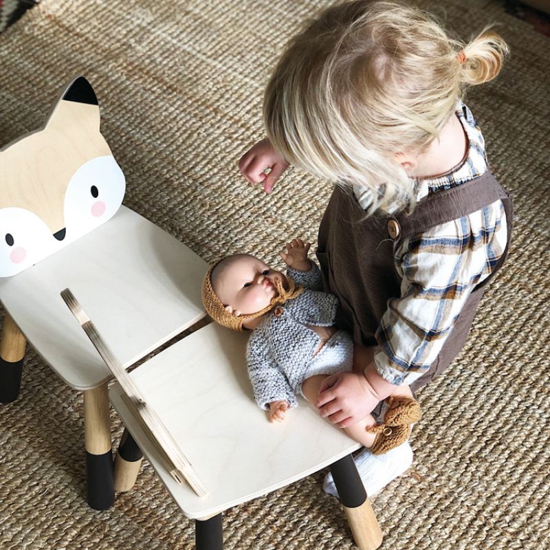 Chaise enfant renard en bois Tender Leaf Ambiance 3