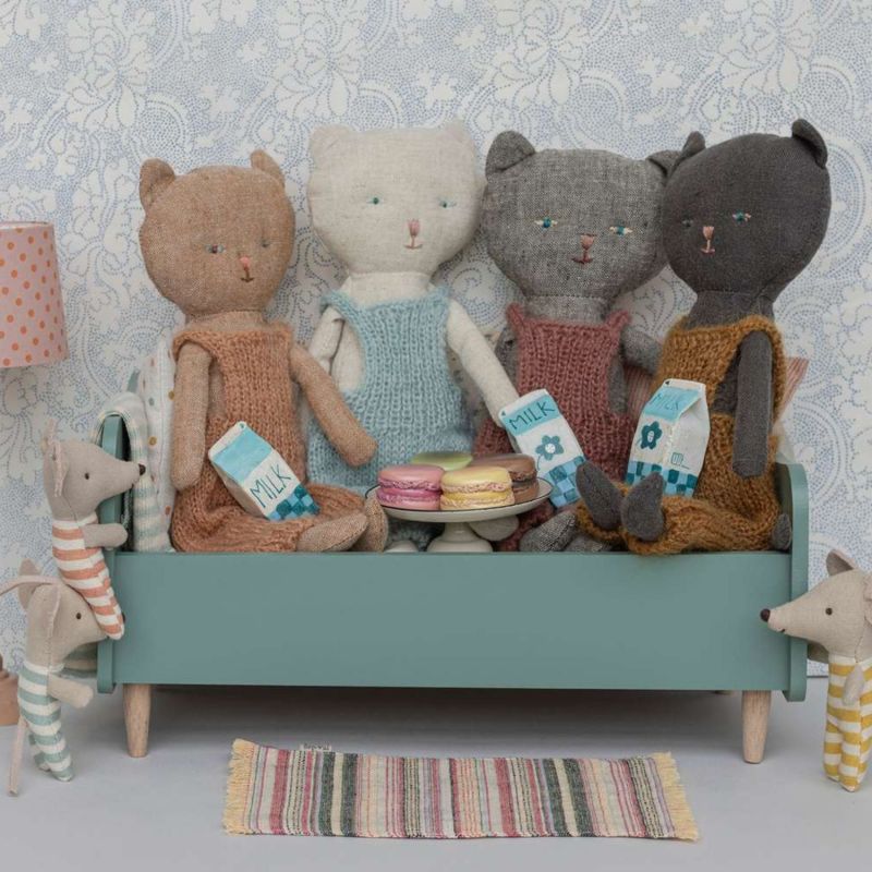 Triplés Bébés Souris dans leur boîte assortie Maileg Ambiance 4