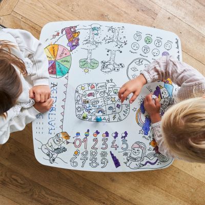 Table à colorier Coloritable modèle Artiste