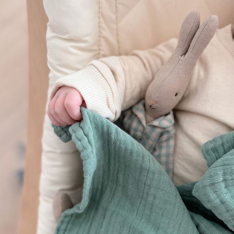 Lot de 2 langes Doli Pearl Blossom (70 x 70 cm) Charlie Crane Ambiance 5