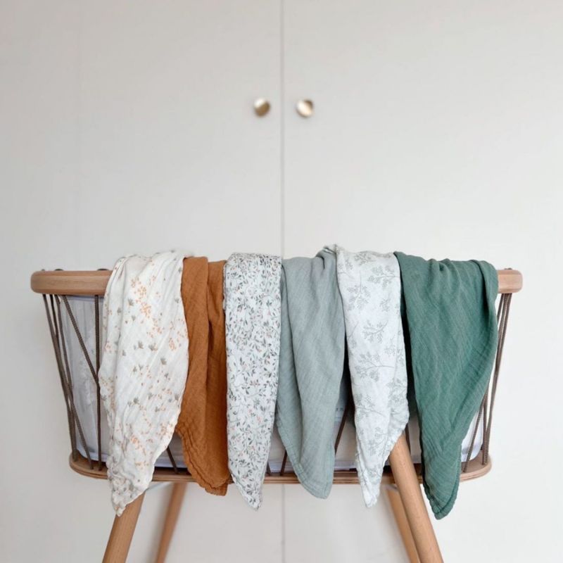 Lot de 2 langes Doli Pearl Blossom (70 x 70 cm) Charlie Crane Ambiance 6