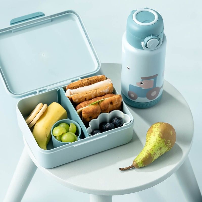 Boîte à goûter avec séparateur Tiny farm Bleu Done by Deer Ambiance 2