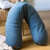 Coussin de grossesse Big Flopsy™ Fleur de coton gris mineral Béaba Ambiance 7