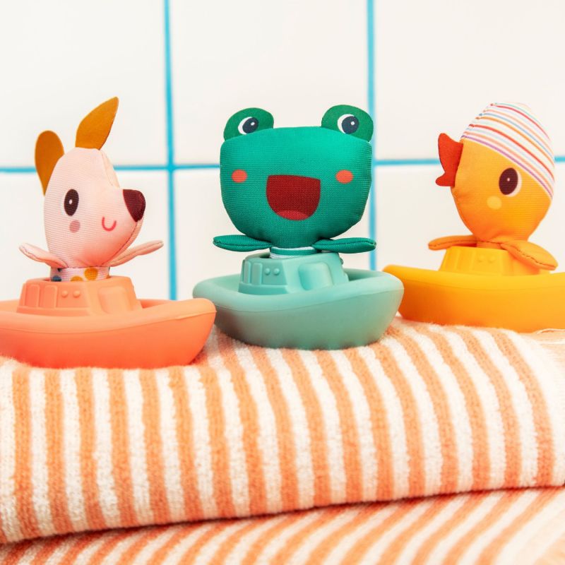 Jouet de bain James la grenouille Bâteau Lilliputiens Ambiance 4