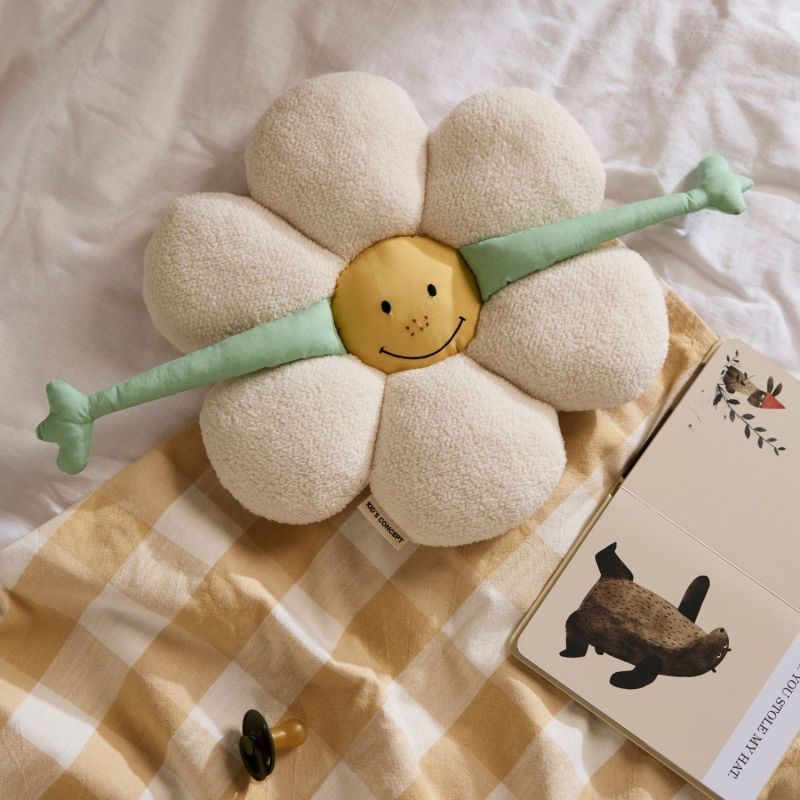 Coussin Smiling Flower Kid's Concept Ambiance 4