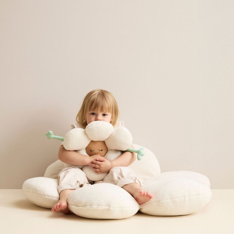 Coussin Smiling Flower Kid's Concept Ambiance 9