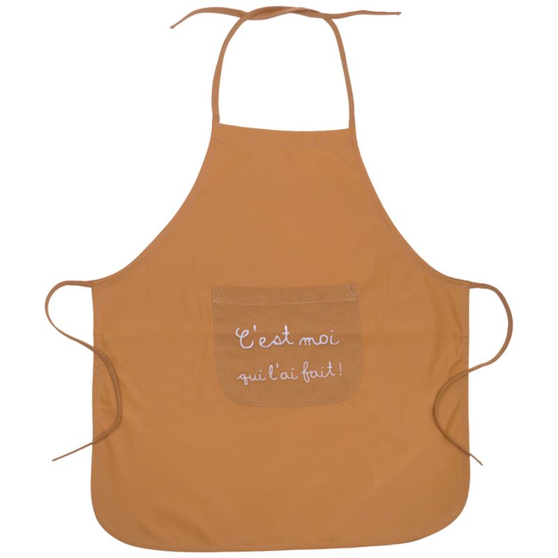 Tablier de cuisine C’est moi qui l’ai fait en tissu imperméable camel BB & Co Produit 1