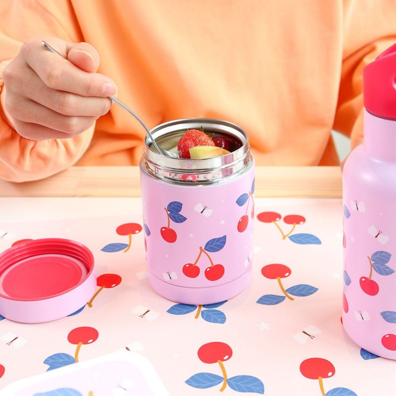 Boîte à repas isotherme Cerises A Little Lovely Company Ambiance 5